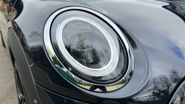 MINI Hatchback 1.5 Cooper Exclusive 5dr Auto [Comfort/Nav Pack] Petrol Hatchback